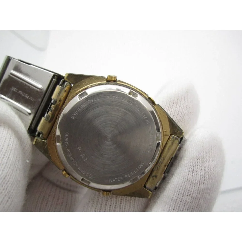 Vintage‎ Men's Phasar Quartz WR 32mm Digital Round Watch (H75) 